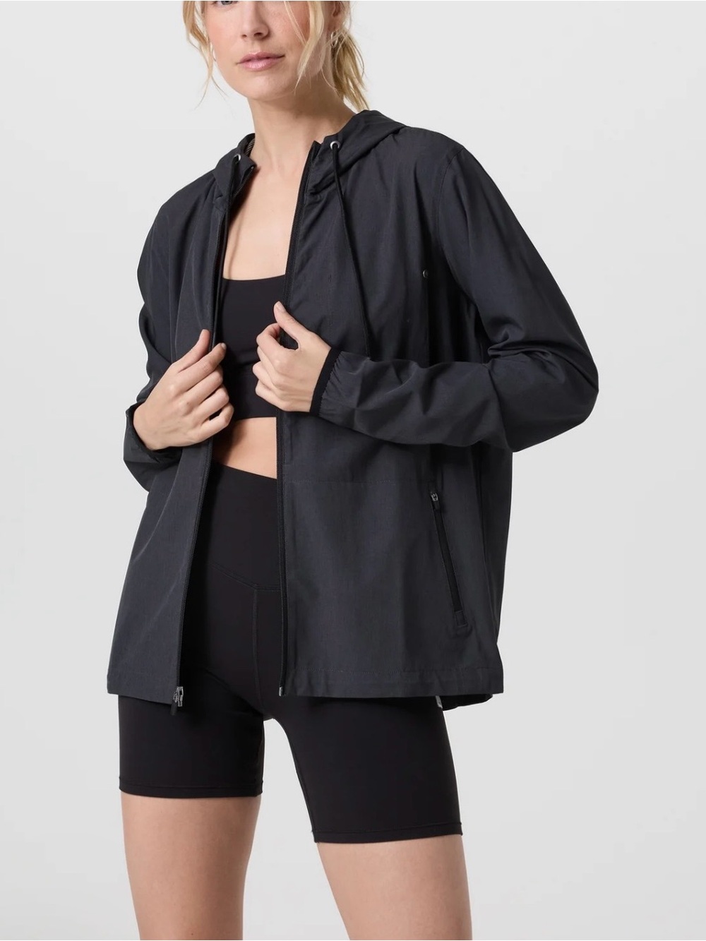 Vuori Women’s Outdoor Trainer Shell Jacket Black Heather Hooded Full Zip